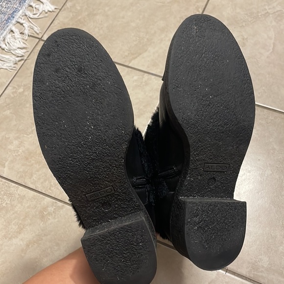 Black leather and faux fur - Picture 3 of 4